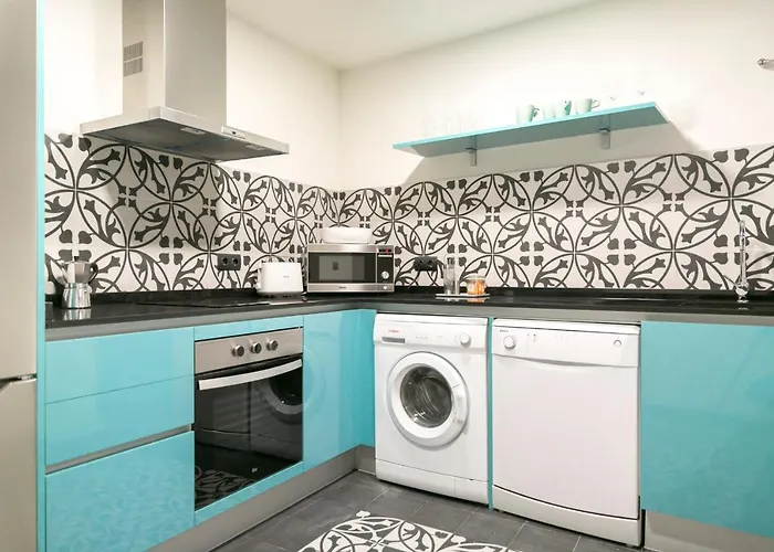 Aqua Apartment *